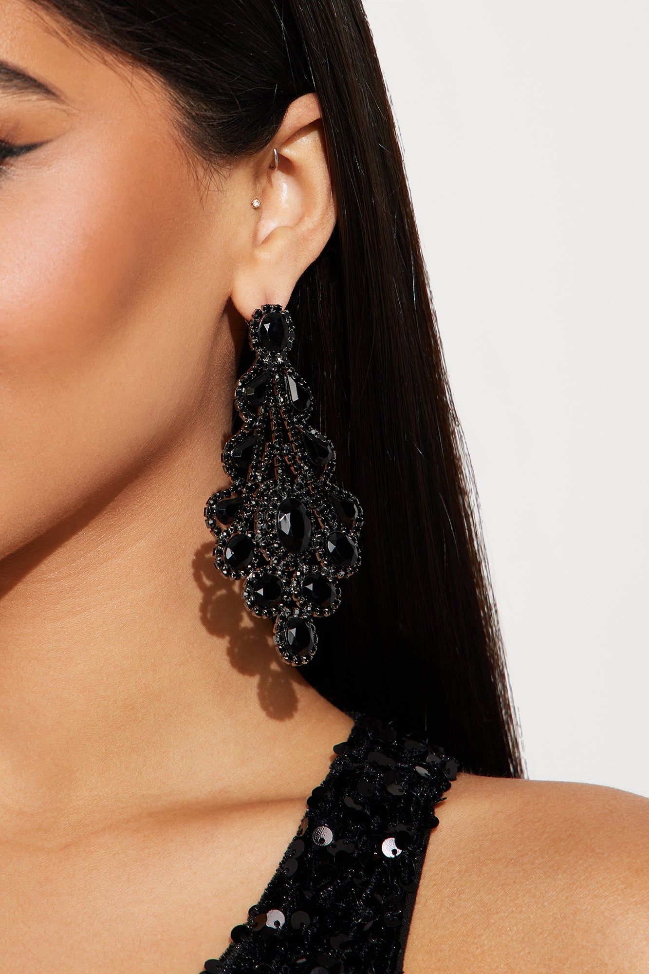 Successful Night Drop Earrings - Black sold by Fashion Nova