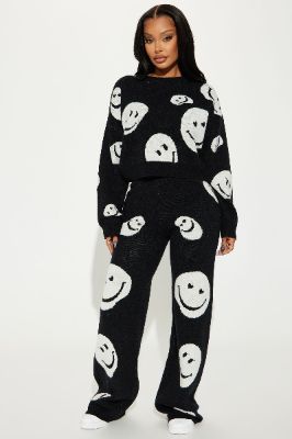 Smile For Me Sweater Pant Set - Black/White made by Fashion Nova