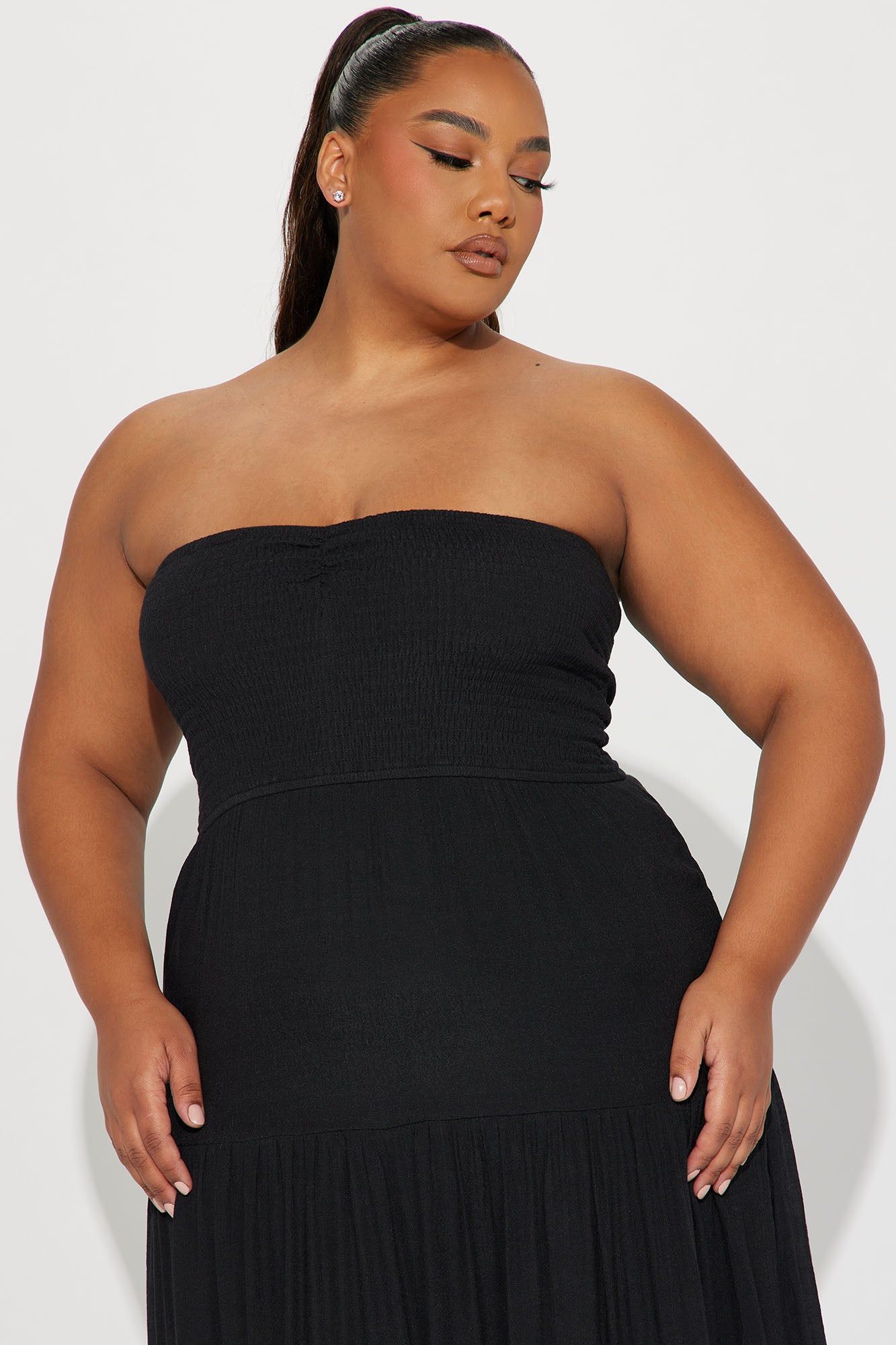 Juliette Tube Maxi Dress - Black sold by Fashion Nova product image thumbnail 5