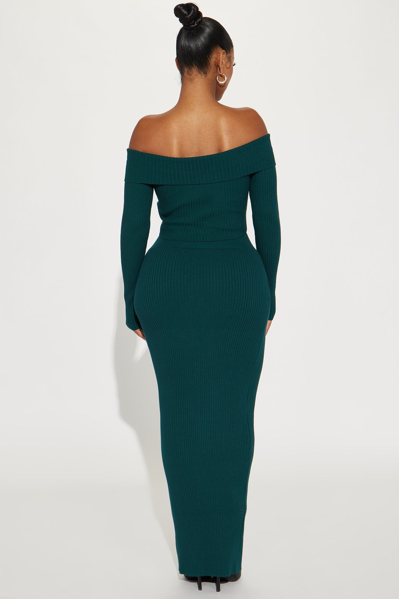 Tiana Sweater Skirt Set - Hunter sold by Fashion Nova product image thumbnail 3