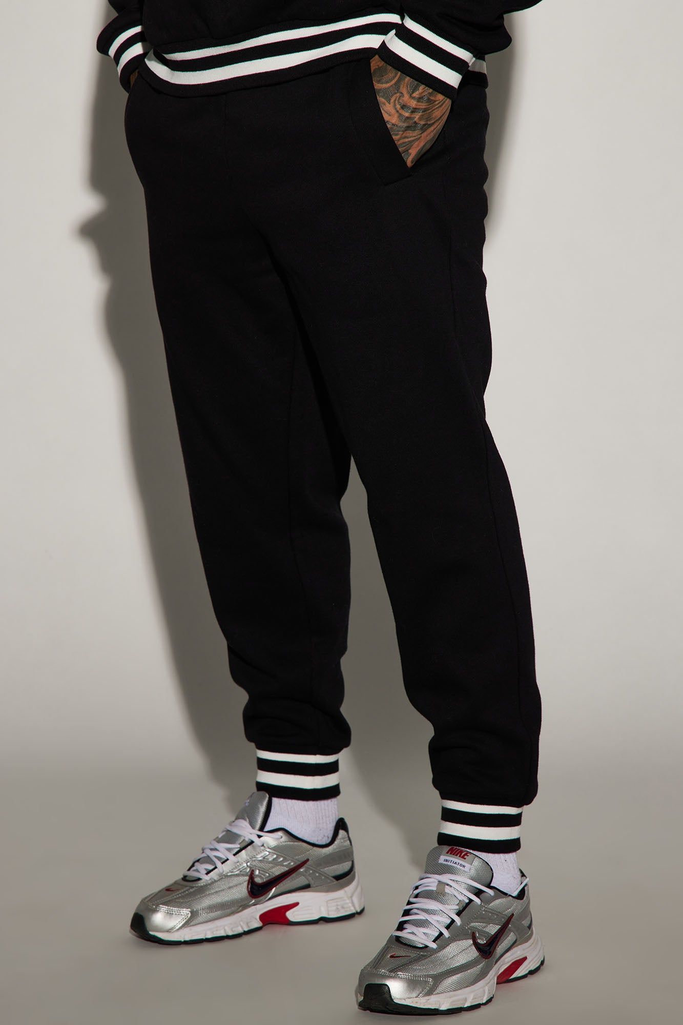 Melrose Jogger - Black sold by Fashion Nova