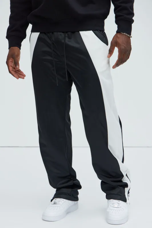 Aspen Sweatpants - Black sold by Fashion Nova
