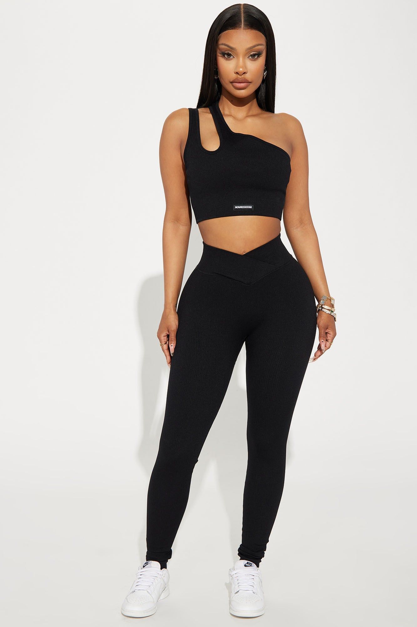 Namaste Seamless Sports Bra - Black sold by Fashion Nova product image thumbnail 3