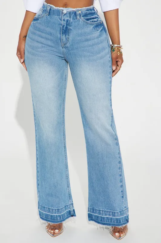 Need To Know Stretch Bootcut Jeans - Medium Wash sold by Fashion Nova