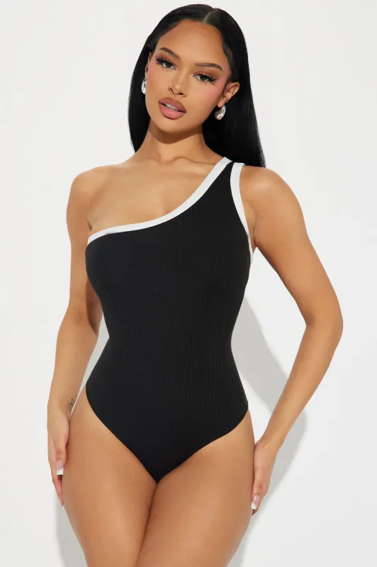 Kamari One Shoulder Bodysuit - Black/combo sold by Fashion Nova