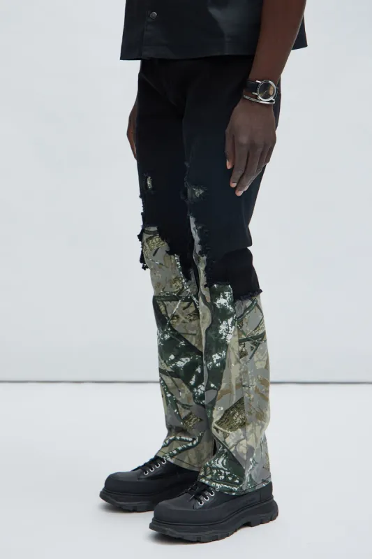 Bryce Stacked Skinny Flare Pants - Black/Green sold by Fashion Nova