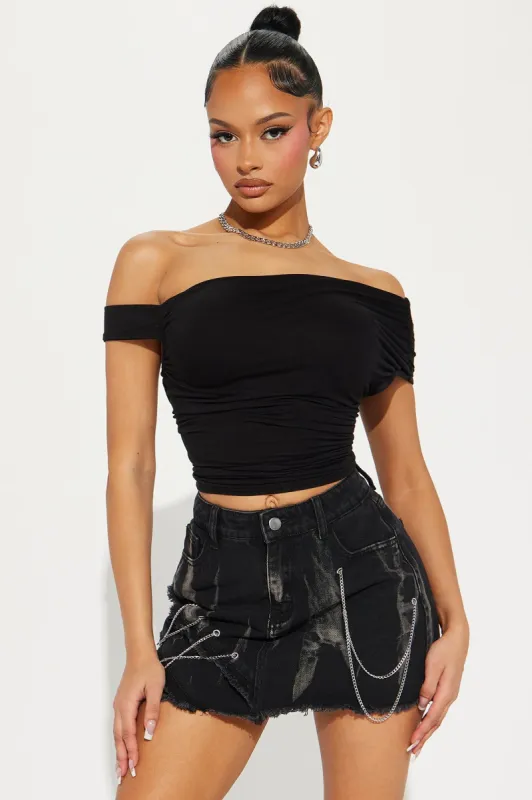 Bianca One Shoulder Top - Black sold by Fashion Nova