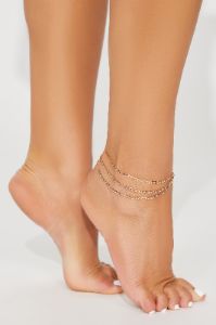 No Excuse Hunny Anklet - Gold sold by Fashion Nova
