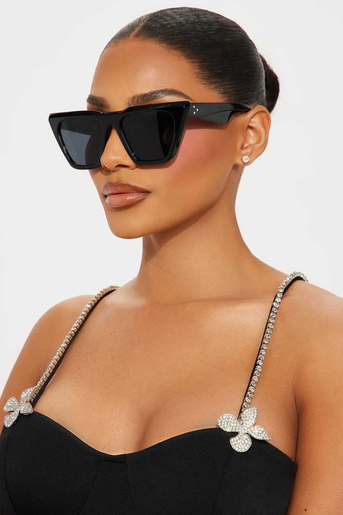 Modern Maven Sunglasses - Black sold by Fashion Nova