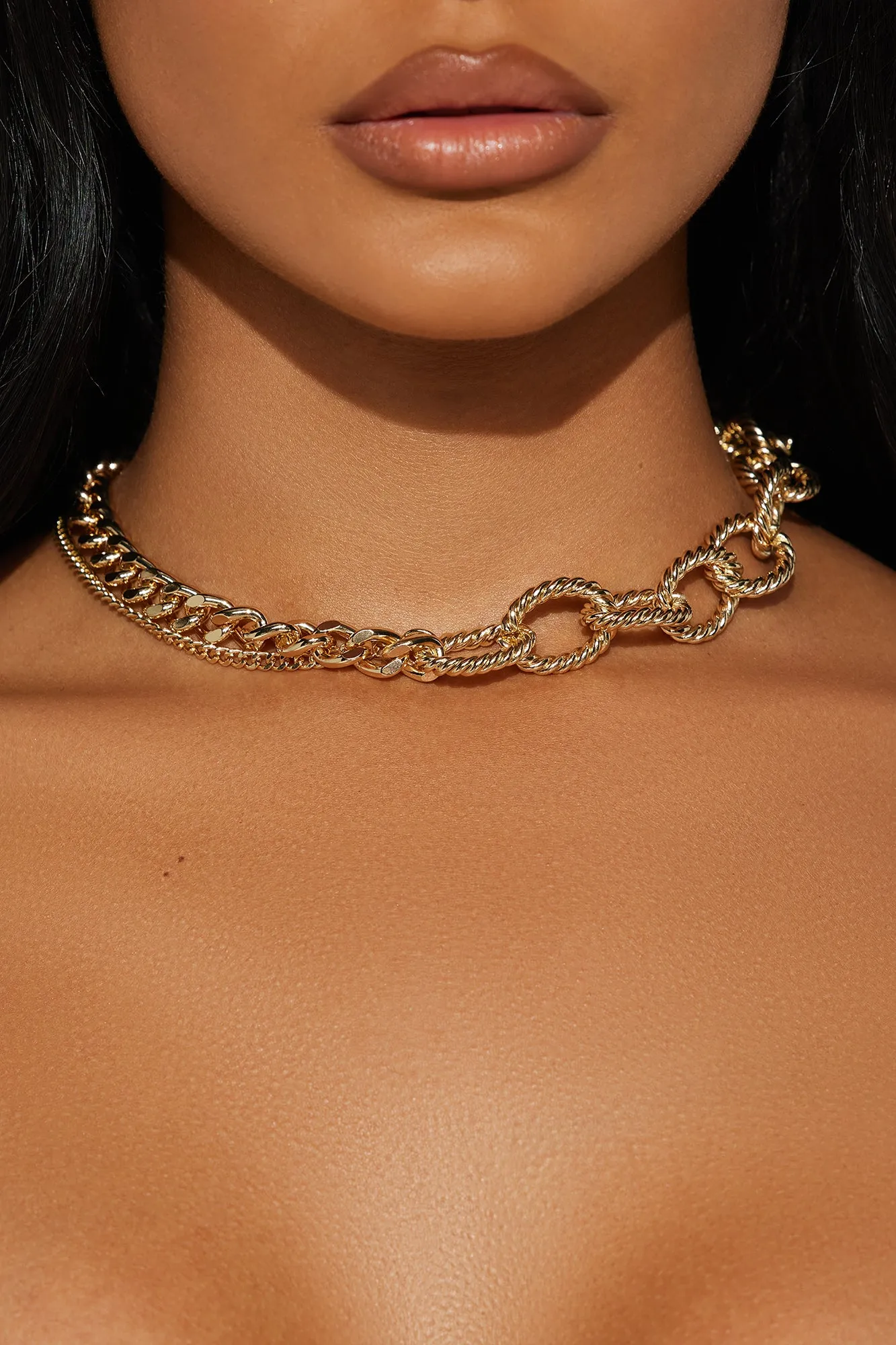 Different Vibes Necklace - Gold sold by Fashion Nova