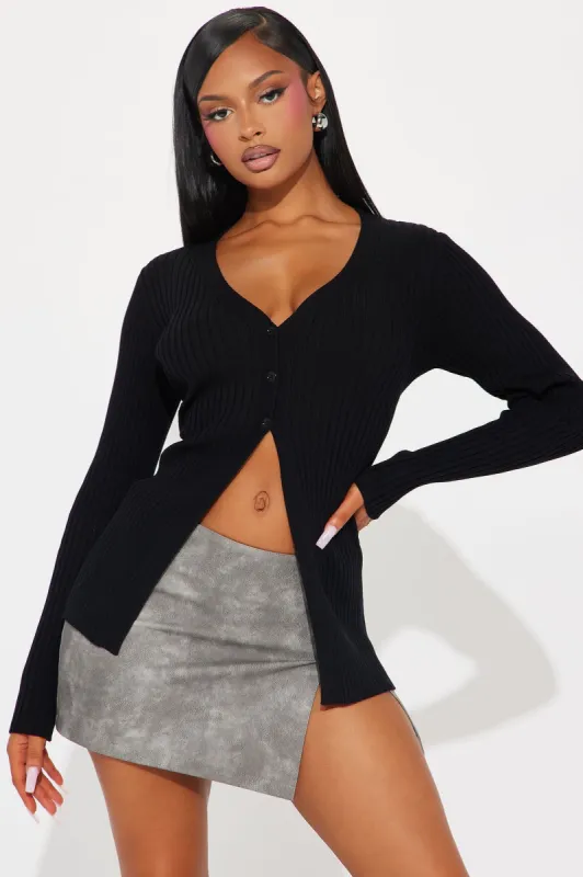 Haylie Cardigan - Black sold by Fashion Nova