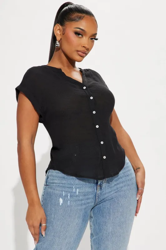 Ollie Shirt - Black sold by Fashion Nova