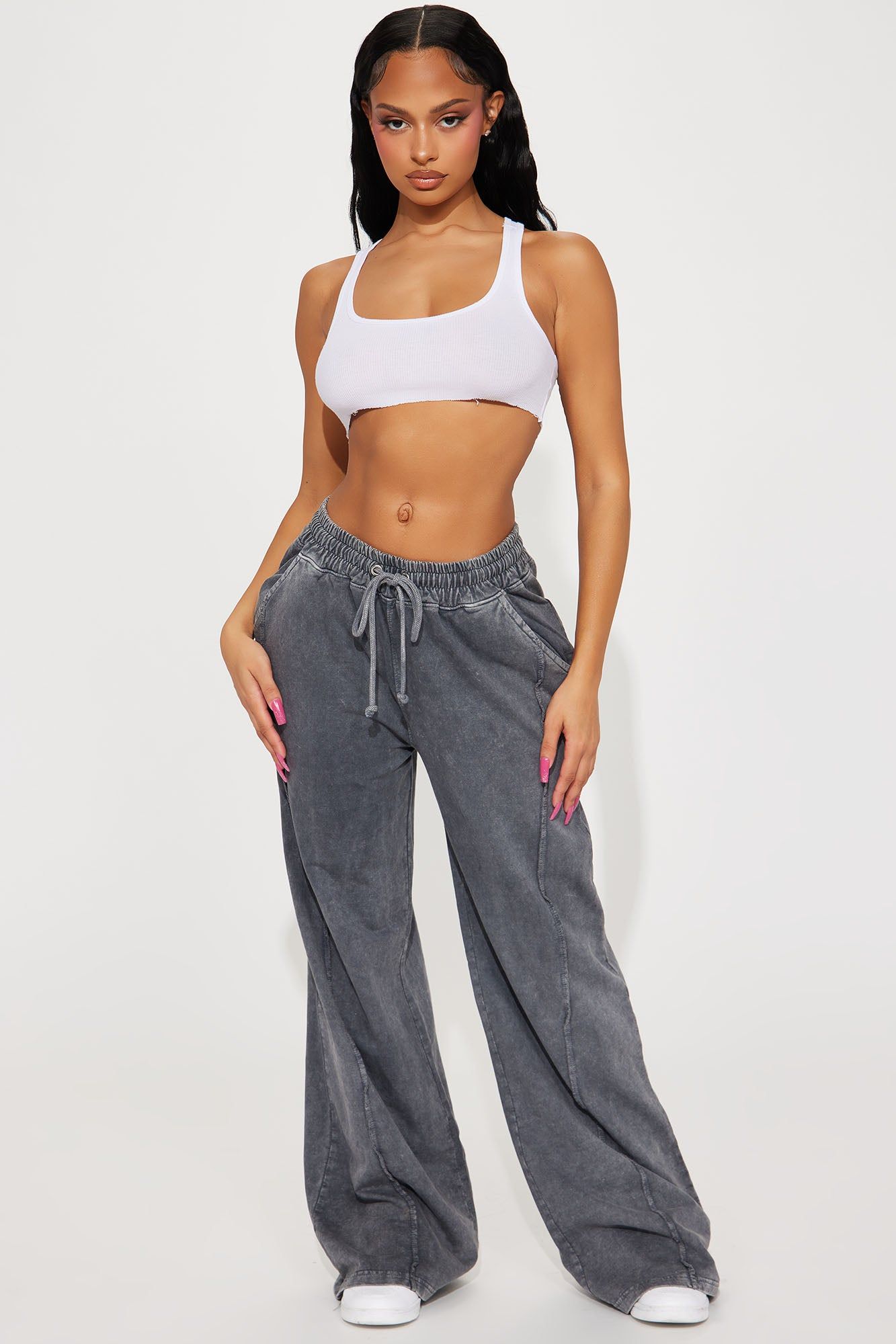 Chill Side Lounge Pant - Charcoal sold by Fashion Nova