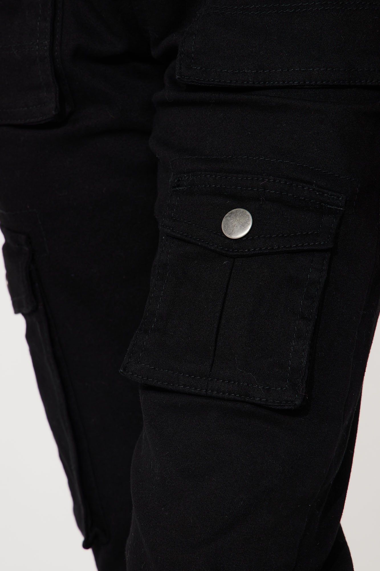 Mini Twill Ruched Ankle Cargo Pants - Black sold by Fashion Nova product image thumbnail 3