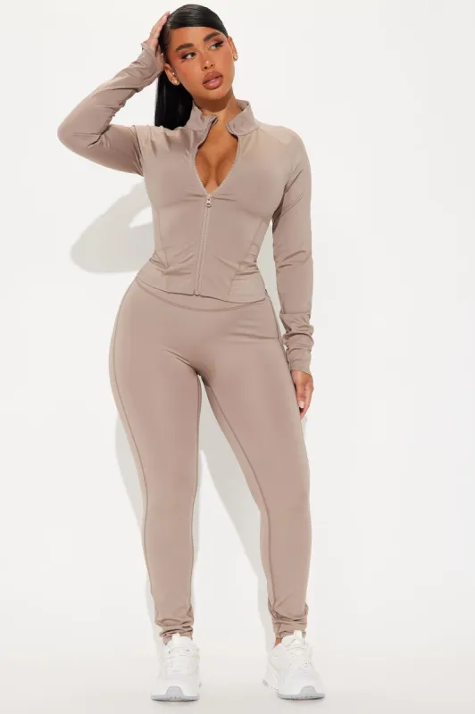 Claudia Elevate Active Legging - Taupe sold by Fashion Nova