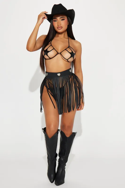 Crazy Love Belt - Black sold by Fashion Nova