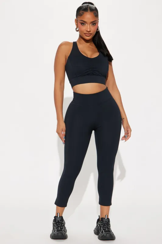 Claudia Elevate Active Capri  Legging - Black sold by Fashion Nova