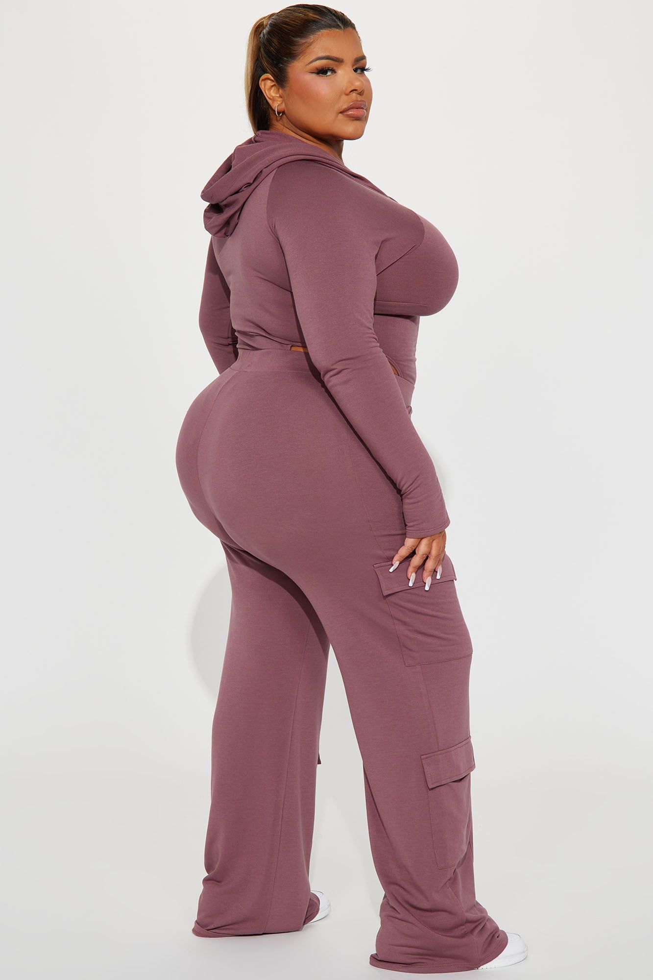 Lilianna Pant Set - Mauve sold by Fashion Nova product image thumbnail 9