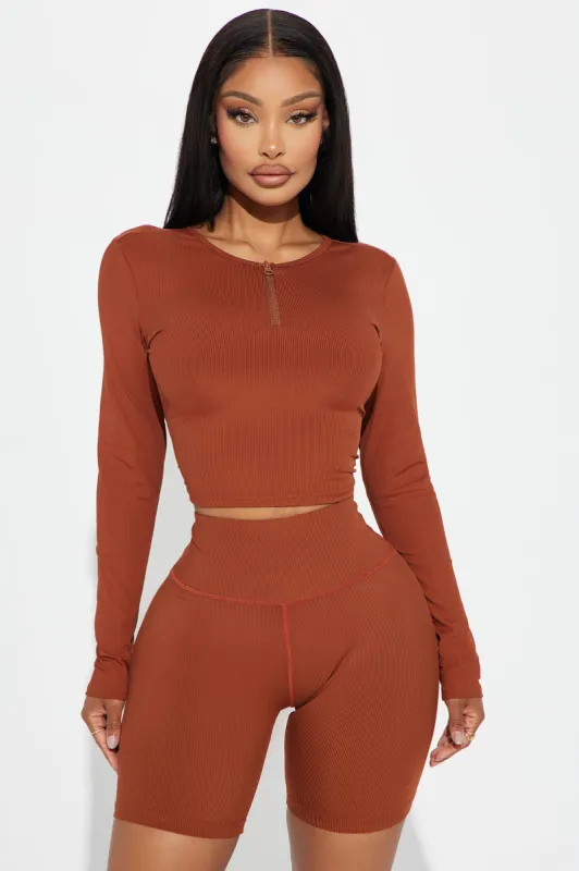 Wellness Ribbed Active Top - Brown sold by Fashion Nova