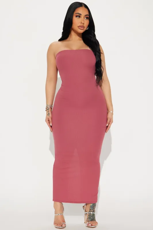 Gracie Ribbed Maxi Dress - Marsala sold by Fashion Nova