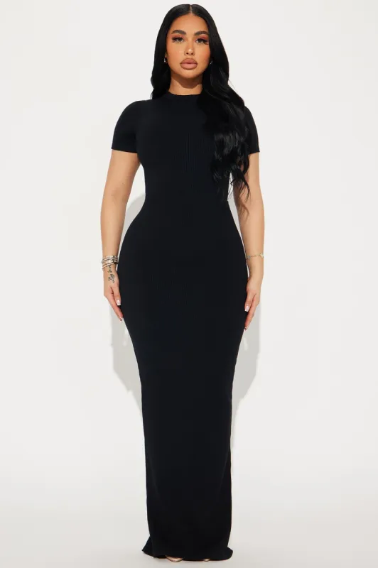 Cora Snatched Maxi Dress - Black sold by Fashion Nova