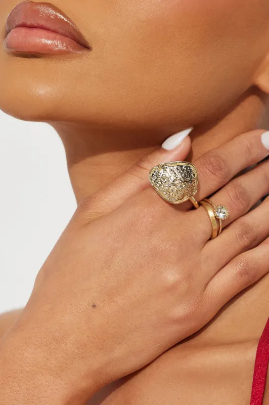 Treasured Oyster Ring Set - Gold sold by Fashion Nova