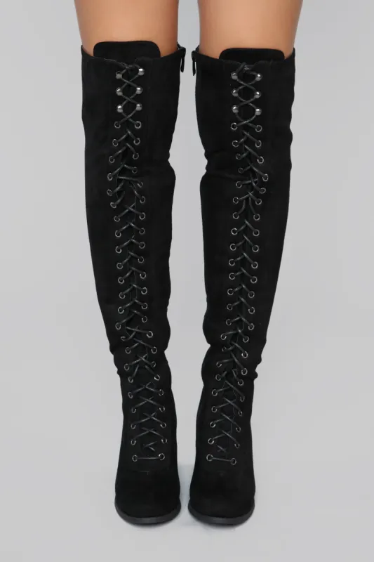 Jaye Over The Knee Boot - Black sold by Fashion Nova