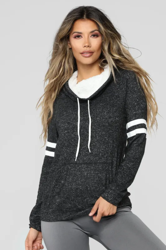 Aleyna Sherpa Lined Pullover Hoodie - Black sold by Fashion Nova