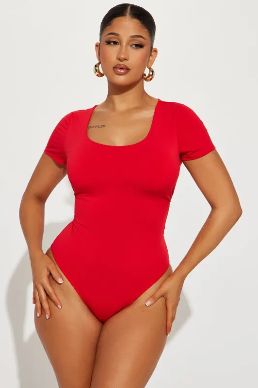 Tabitha Short Sleeve Bodysuit - Red sold by Fashion Nova
