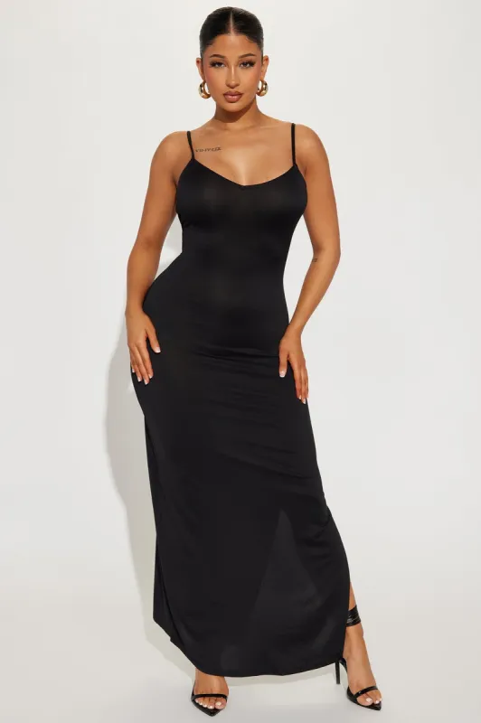Annie Maxi Dress - Black sold by Fashion Nova