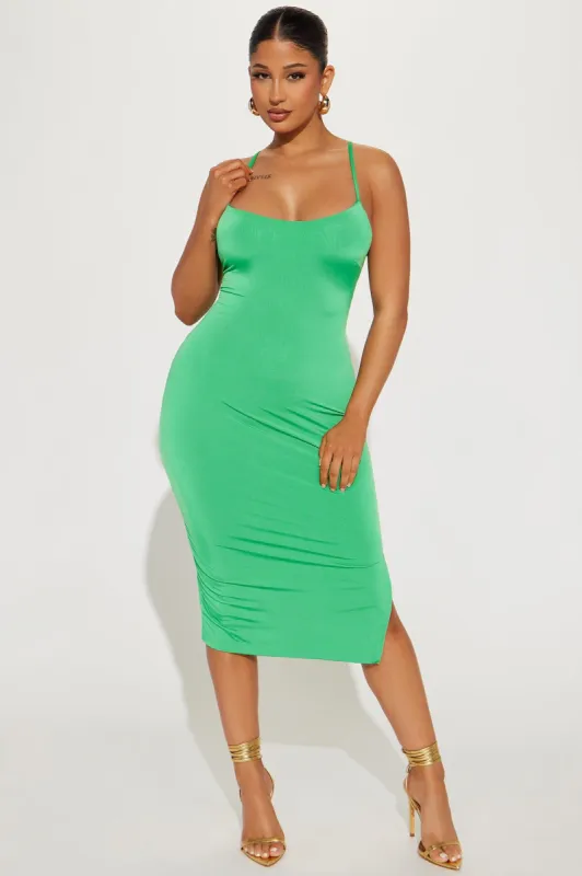 Hanna Midi Dress - Kelly Green sold by Fashion Nova