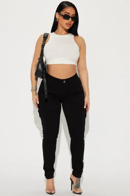 Leslie Cargo Skinny Pant - Black sold by Fashion Nova