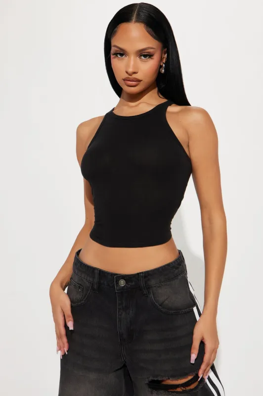 Kyla Crew Neck Tee - Black sold by Fashion Nova