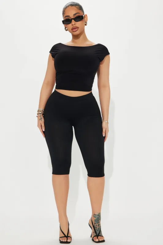 Just A Sip Capri Legging - Black sold by Fashion Nova