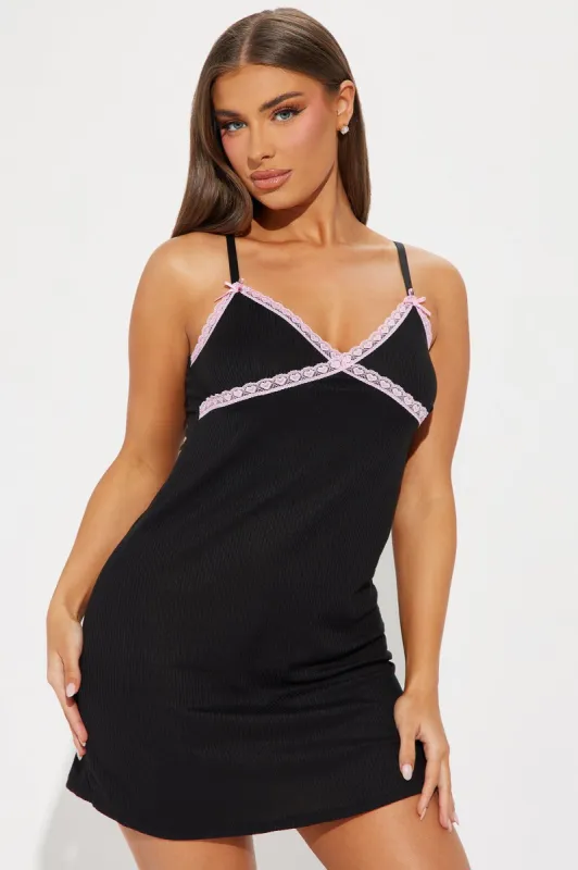 Big Dreams Ribbed Cami Sleep Dress - Black/Pink sold by Fashion Nova