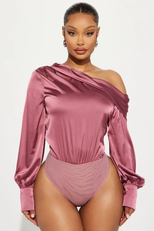 Giving Wifey Bodysuit - Rose sold by Fashion Nova