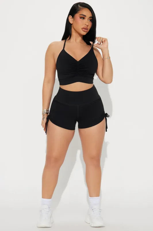 Body Reflex Active Set - Black sold by Fashion Nova