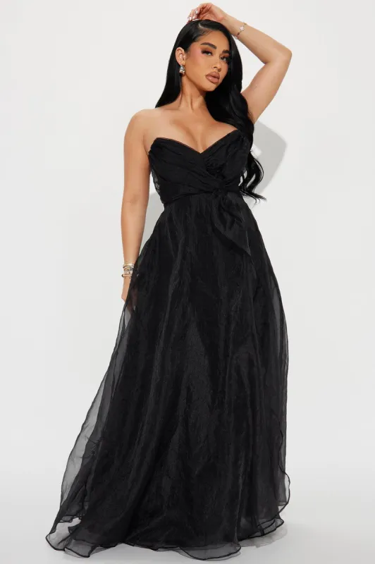 Evelyn Taffeta Gown - Black sold by Fashion Nova