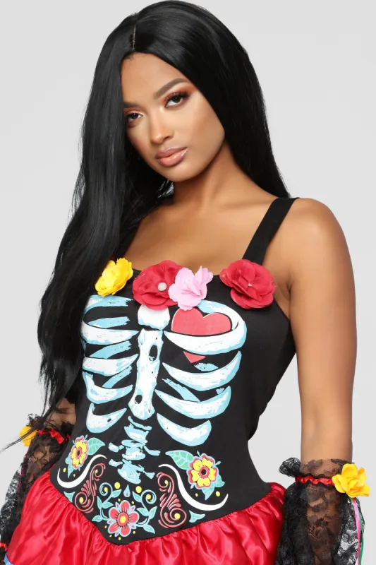 Classic Babe Wavy Long Wig - Black sold by Fashion Nova