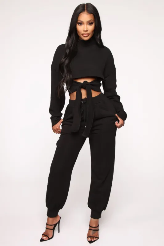 Keep It Moving Pant Set - Black sold by Fashion Nova