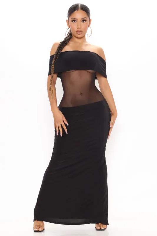 Style Up Off Shoulder Maxi Dress - Black sold by Fashion Nova