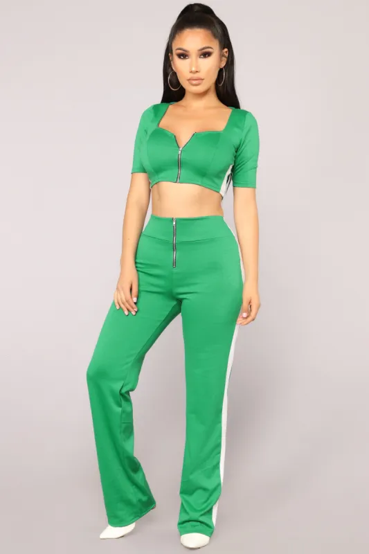 Cruise Control Colorblock Set - Green/White sold by Fashion Nova