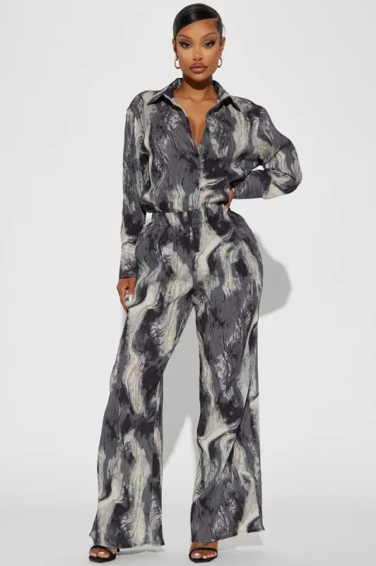 Macie Plisse Pant Set - Grey/combo sold by Fashion Nova
