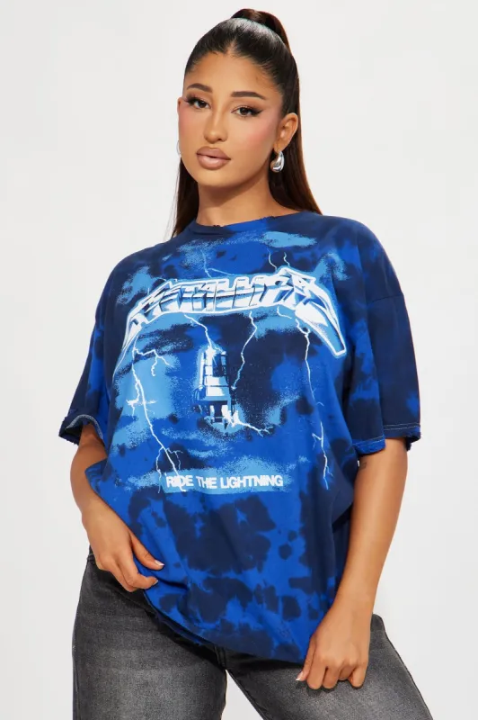Metallica Lightning Oversized Tee - Black/Blue sold by Fashion Nova