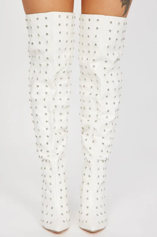 Luiza Chambray Romper - Light Wash sold by Fashion Nova