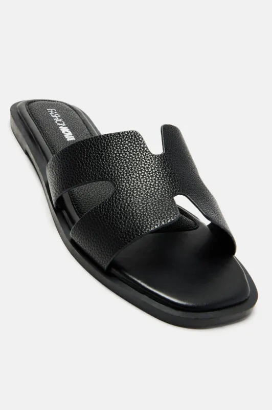 Cutting Ties Flat Sandals - Black sold by Fashion Nova