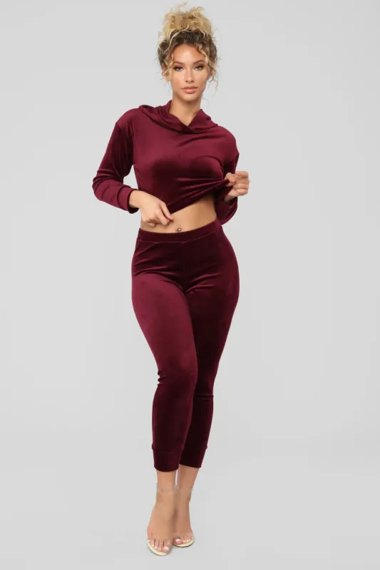Casually Slay Velour Lounge Set - Burgundy sold by Fashion Nova