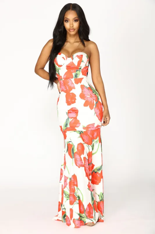 Island Queen Floral Dress - Pink Floral sold by Fashion Nova