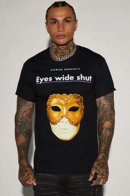 Eyes Wide Shut Short Sleeve Tee - Black made by Fashion Nova
