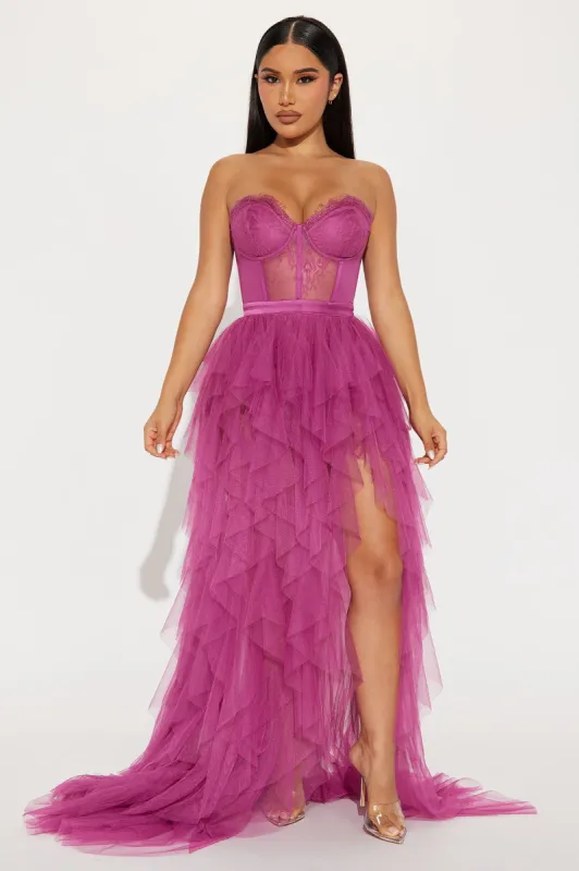 Anastasia Tulle Maxi Dress - Mauve sold by Fashion Nova